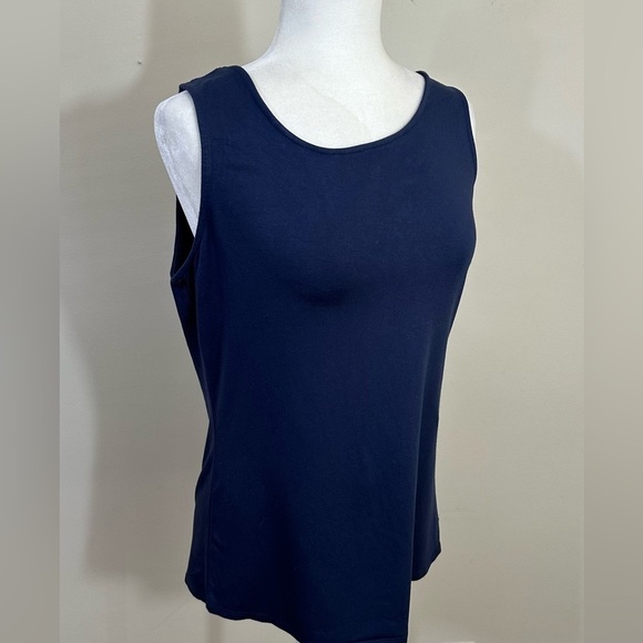 Neiman Marcus sz lg top in navy with a ribbon accent on the back - Picture 7 of 14